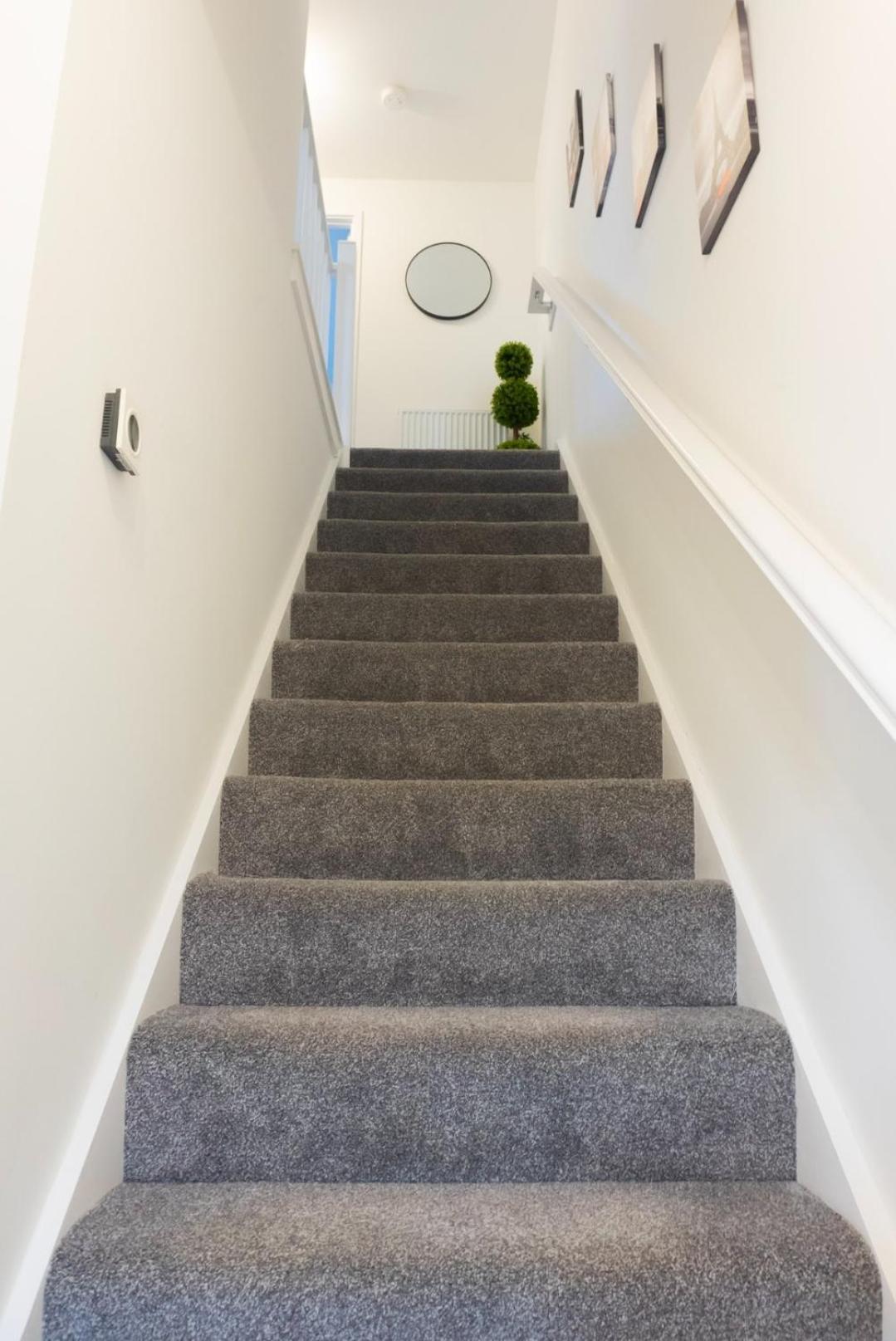 Stylish House With Private Parking Villa Glasgow Exterior foto